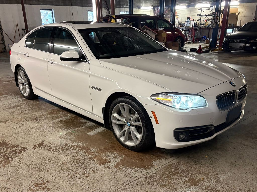 2014 BMW 5 Series Image 8