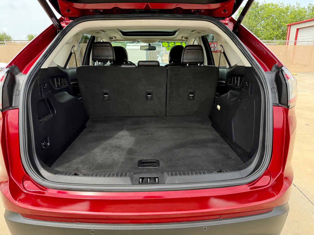 2016 Ford Edge Image 13