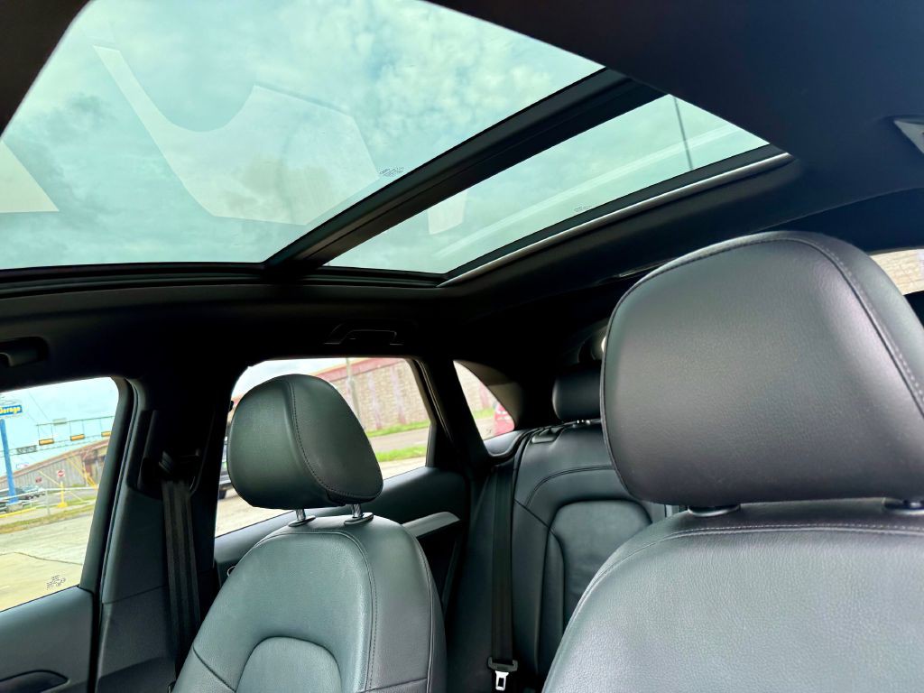 2016 Audi Q3 Image 8
