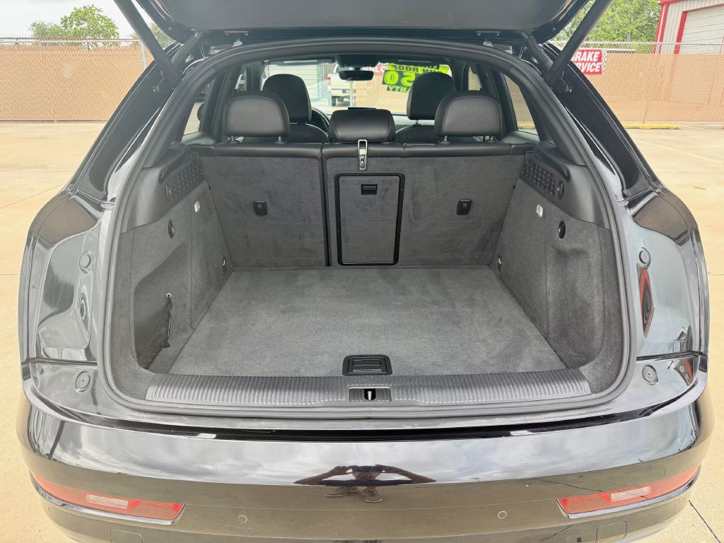2016 Audi Q3 Image 9