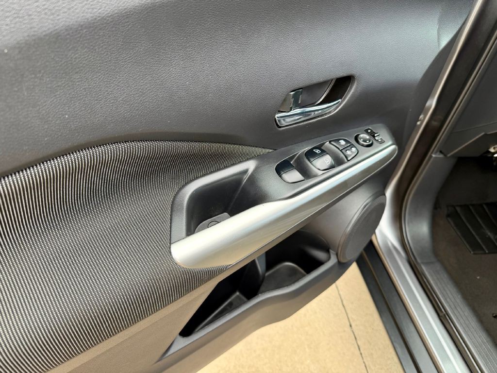 2018 Nissan Kicks Image 9