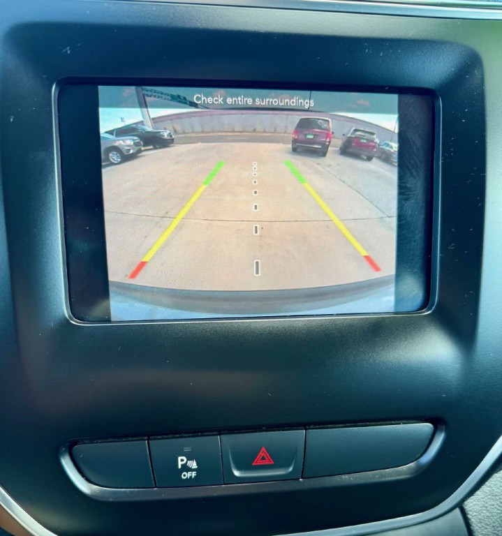 2019 Jeep Cherokee Image 5