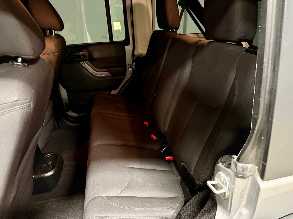 2017 Jeep Wrangler Unlimited Image 5