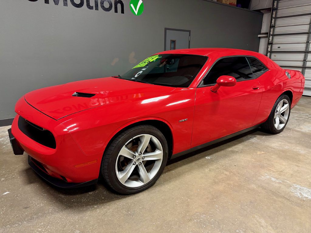 2017 Dodge Challenger Image 8