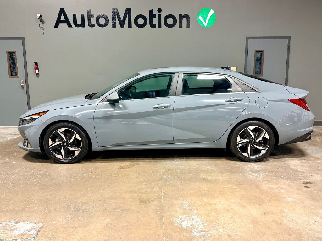 2021 Hyundai Elantra Image 1