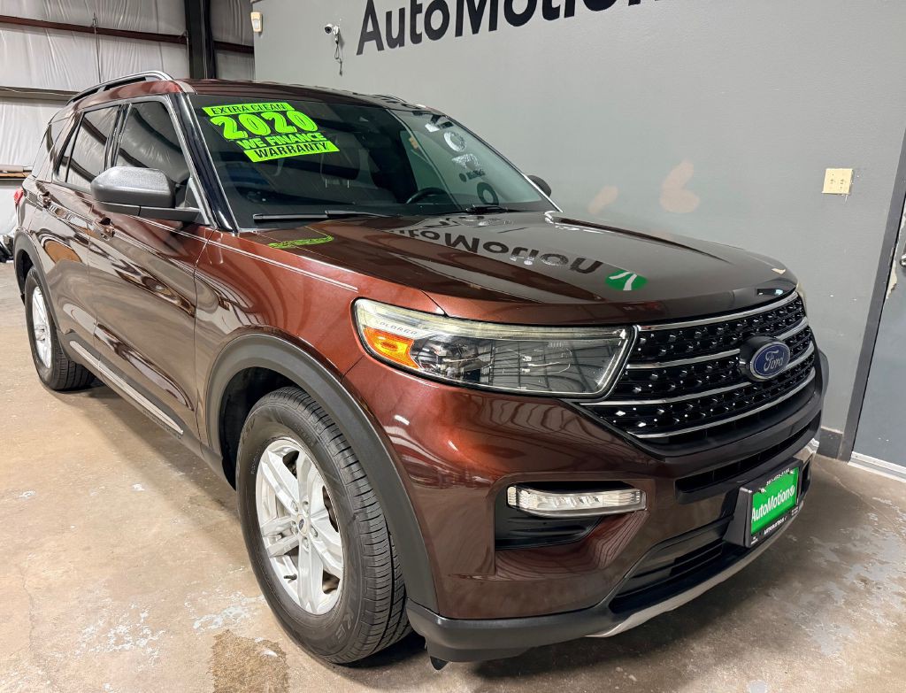 2020 Ford Explorer Image 2