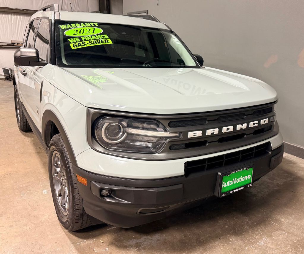2021 Ford Bronco Image 2