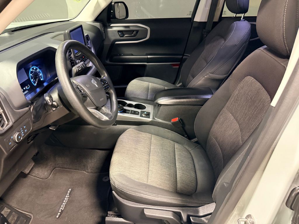 2021 Ford Bronco Image 4