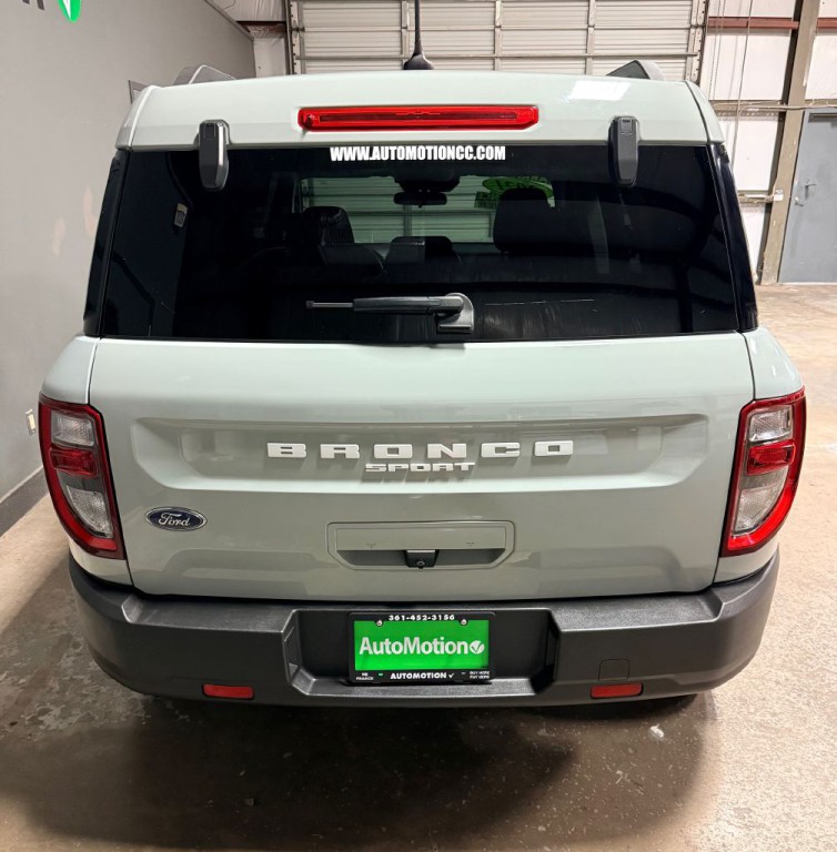 2021 Ford Bronco Image 8