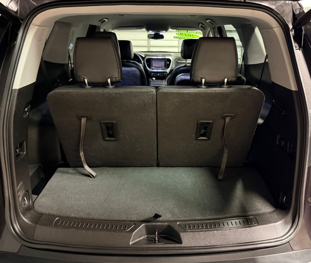 2019 GMC Acadia Image 11