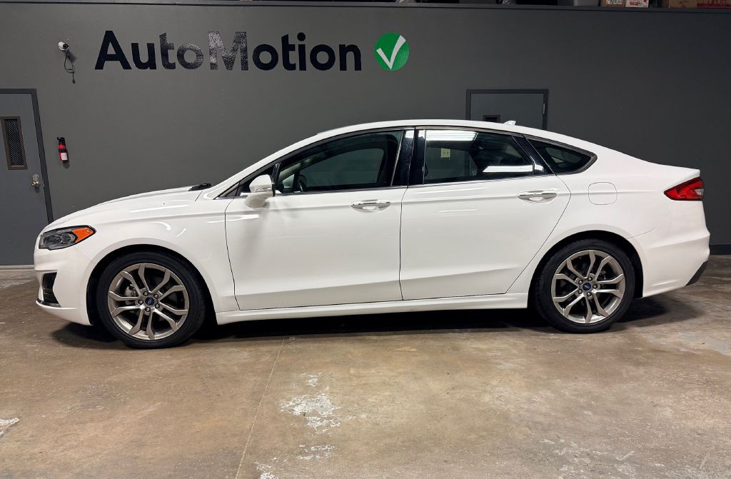 2020 Ford Fusion Image 1