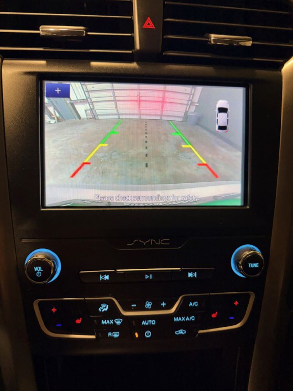 2020 Ford Fusion Image 3