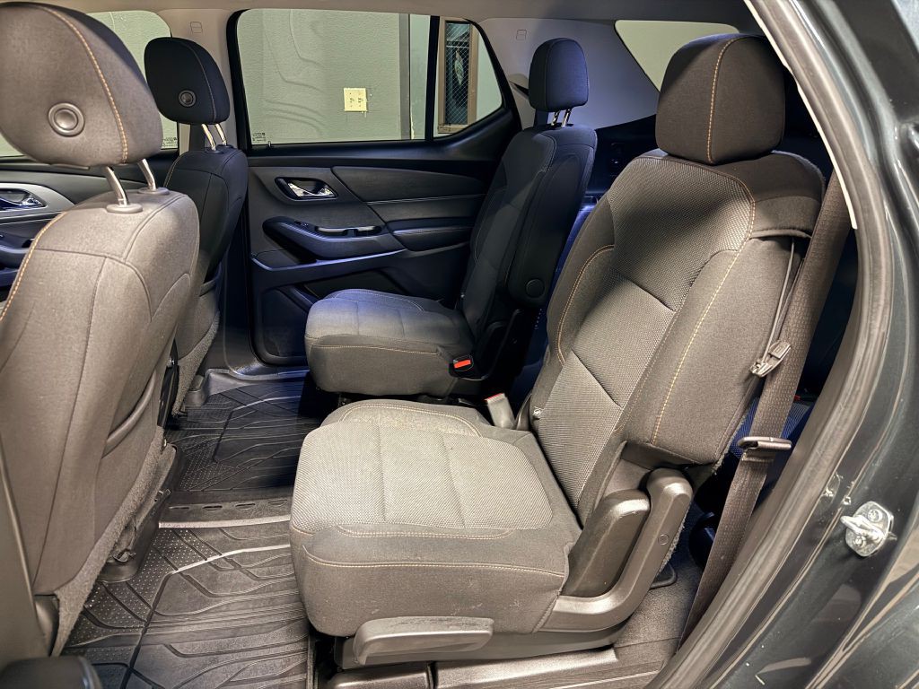 2020 Chevrolet Traverse Image 5