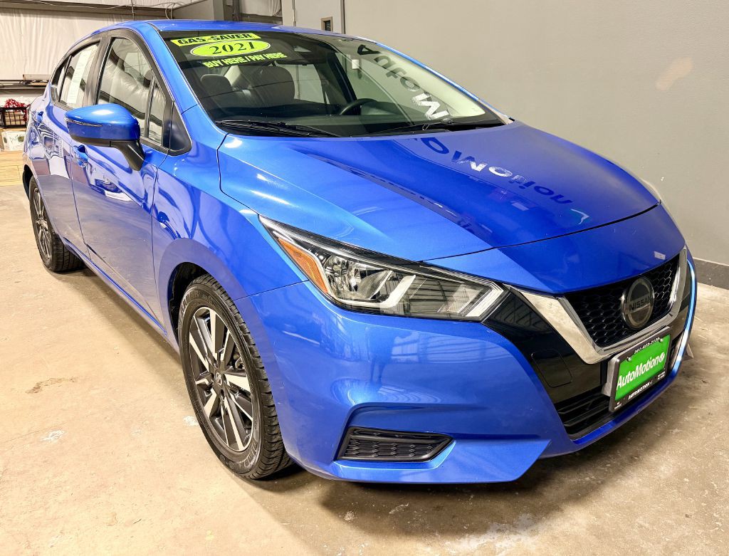 2021 Nissan Versa Image 2