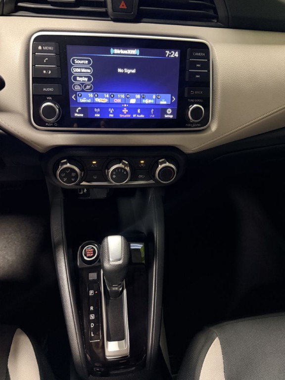 2021 Nissan Versa Image 7