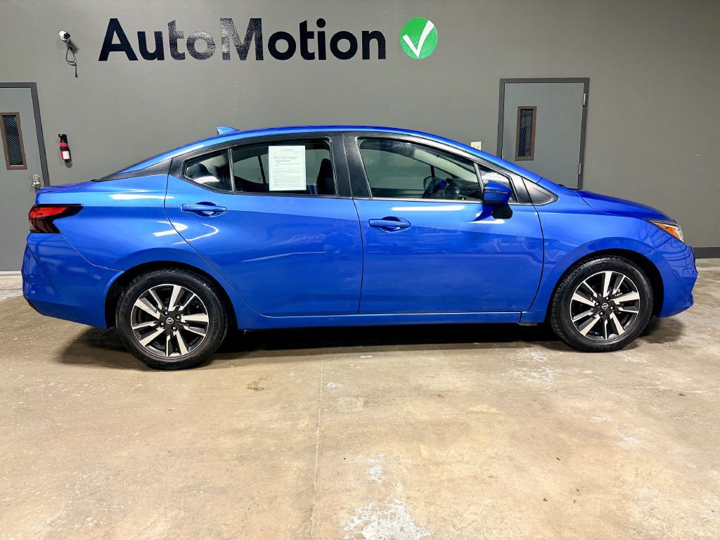2021 Nissan Versa Image 11