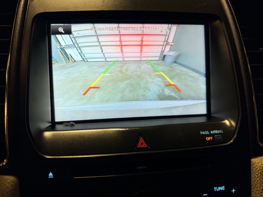 2015 Ford Taurus Image 6