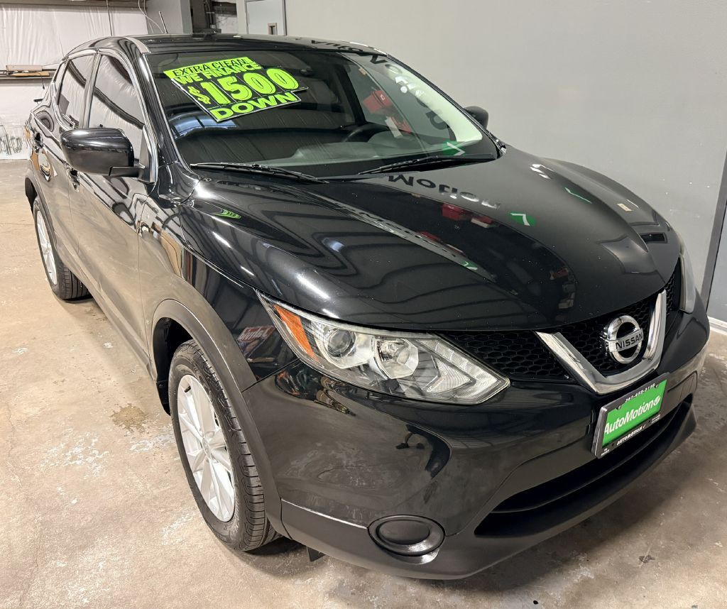 2017 Nissan Rogue Image 3