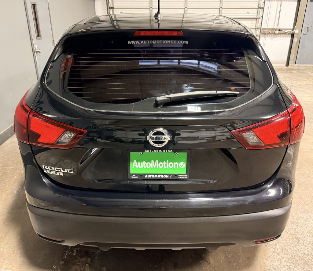 2017 Nissan Rogue Image 11