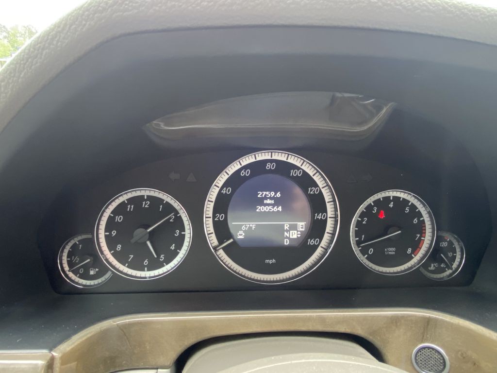 2011 Mercedes-Benz E-Class Image 5