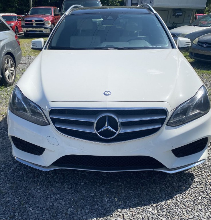 2014 Mercedes-Benz E-Class Image 2
