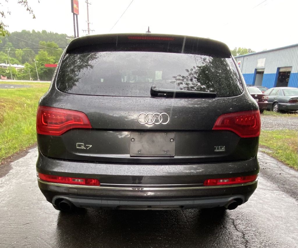 2010 Audi Q7 Image 2