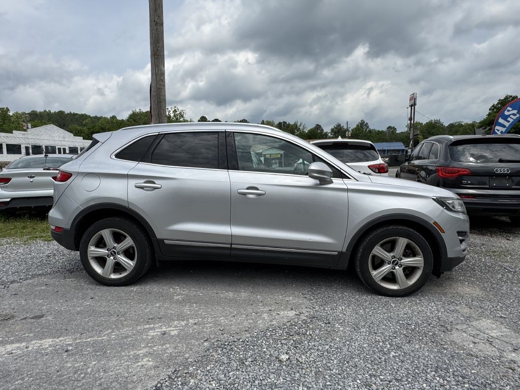 2016 Lincoln MKC Image 1