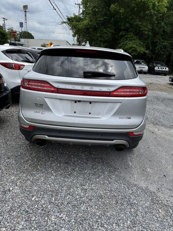 2016 Lincoln MKC Image 2