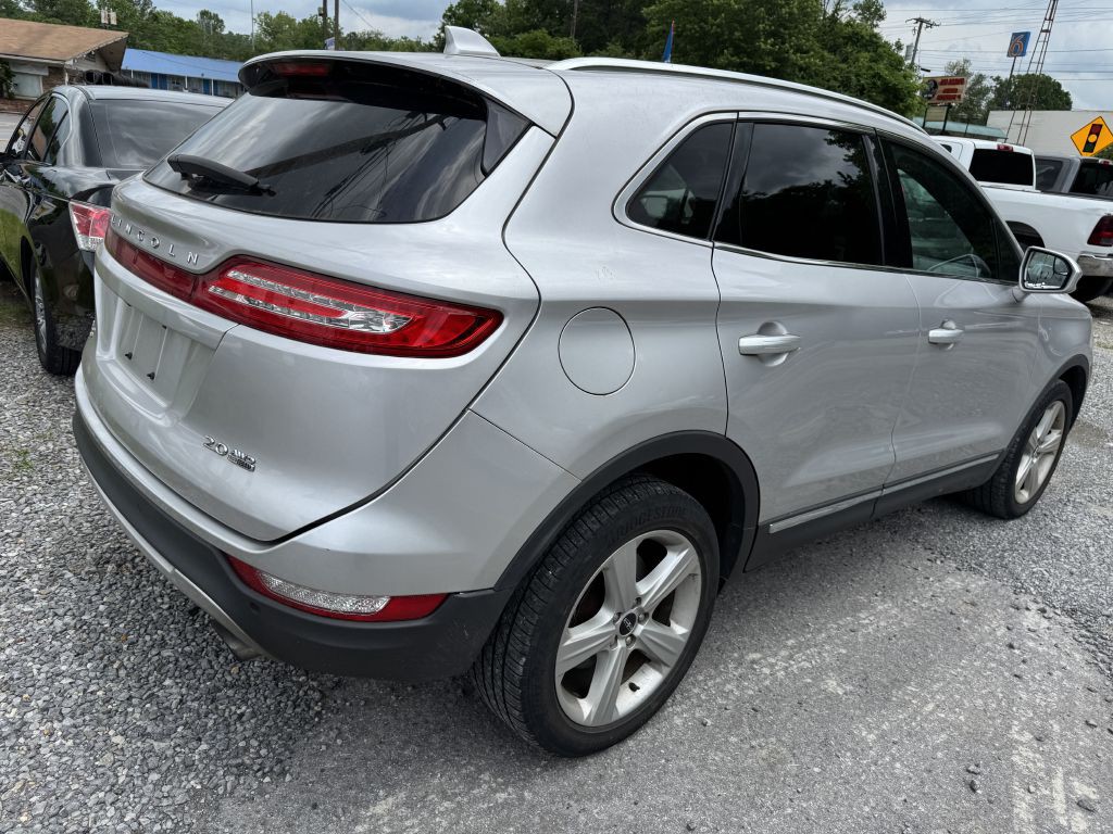 2016 Lincoln MKC Image 3