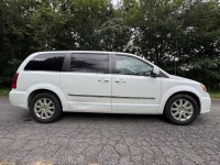 Image for 2016 Chrysler Town & Country Touring ID: 6676108