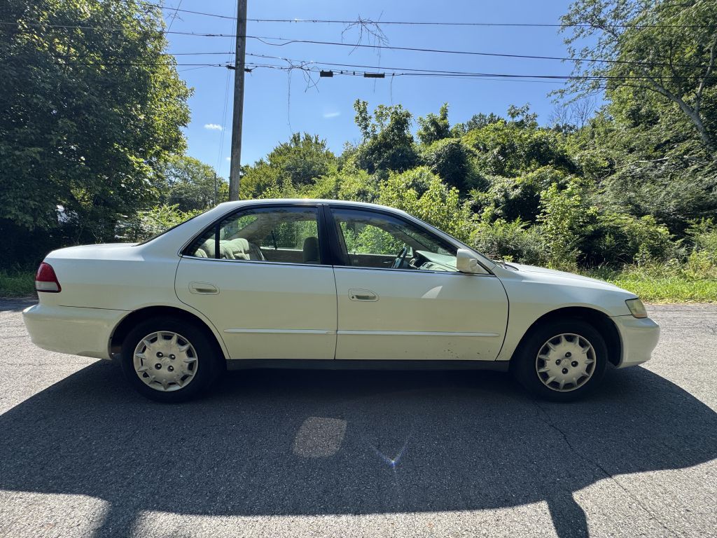 2002 Honda Accord Image 3