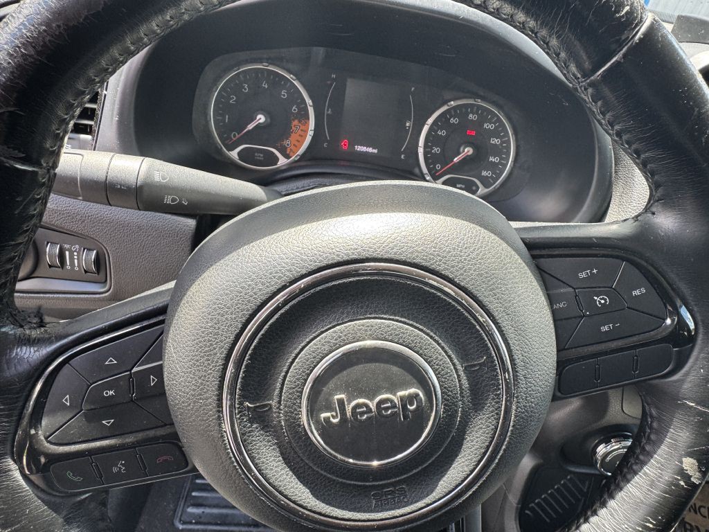 2017 Jeep Renegade Image 12