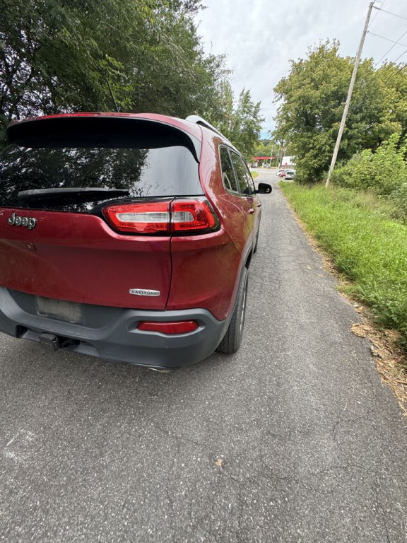 2016 Jeep Cherokee Image 5