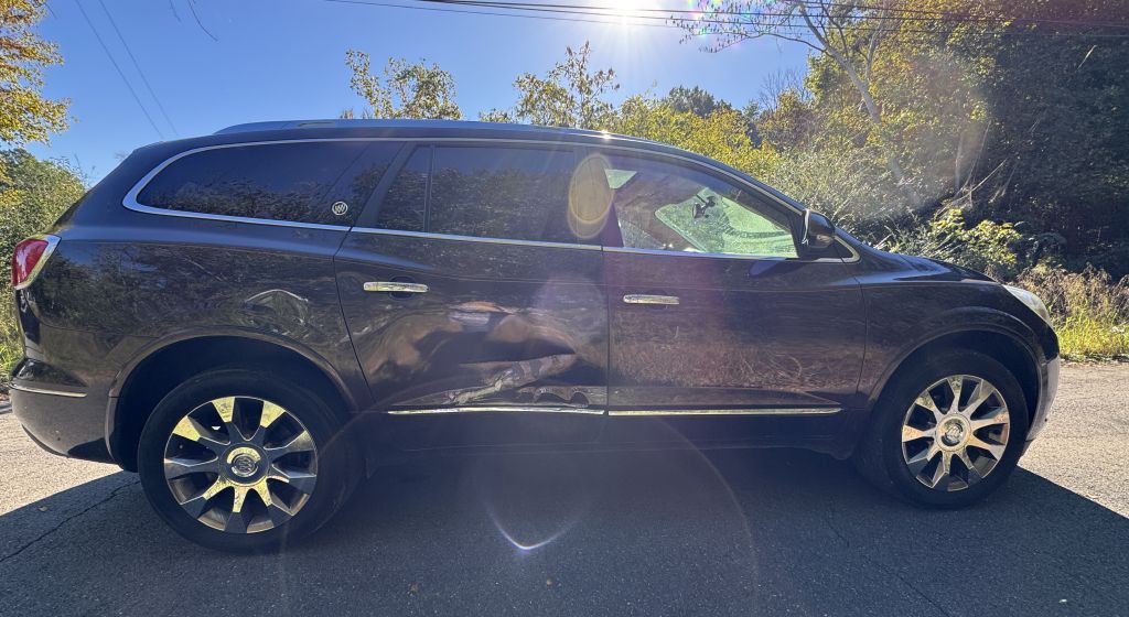 2017 Buick Enclave Image 7