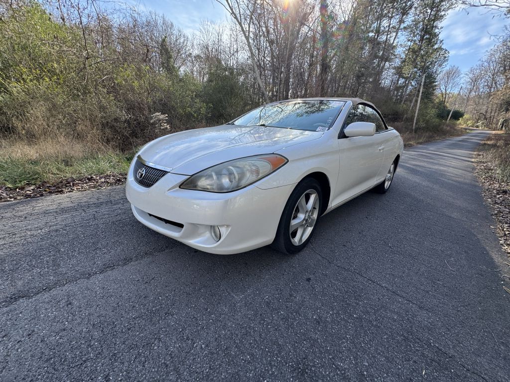 2004 Toyota Camry Image 6