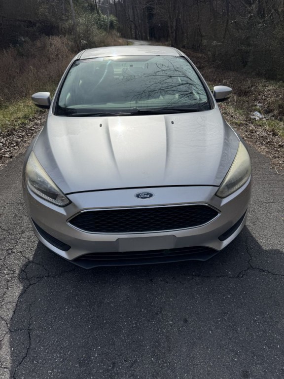 2017 Ford Focus Image 2