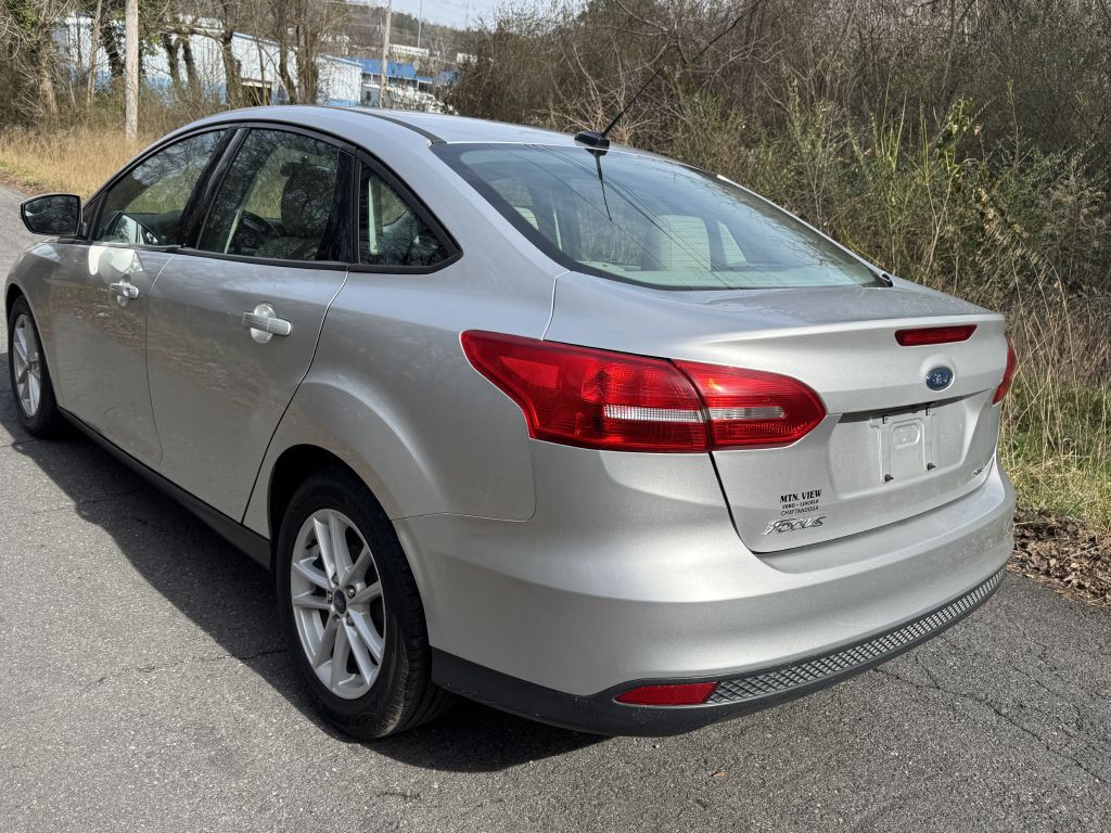 2017 Ford Focus Image 4
