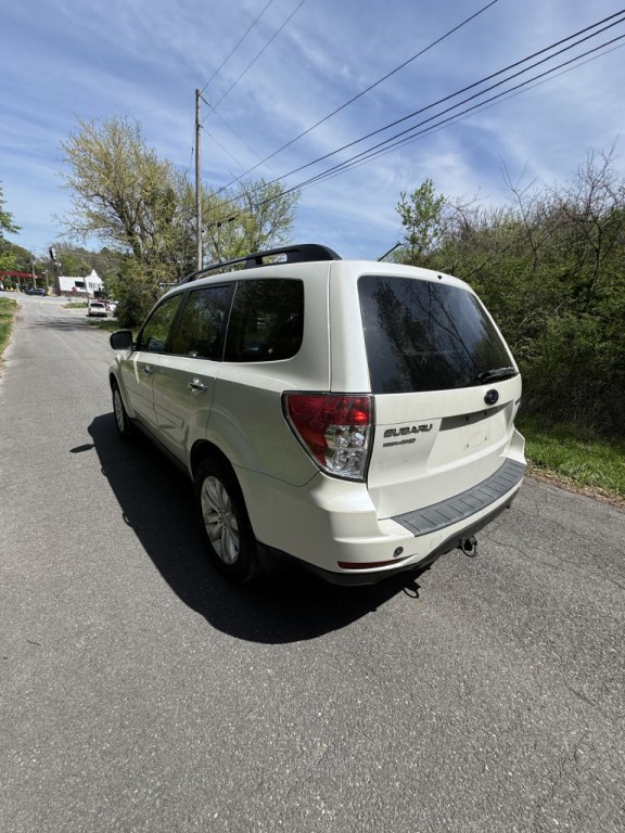 2013 Subaru Forester Image 4