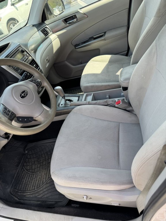 2013 Subaru Forester Image 15