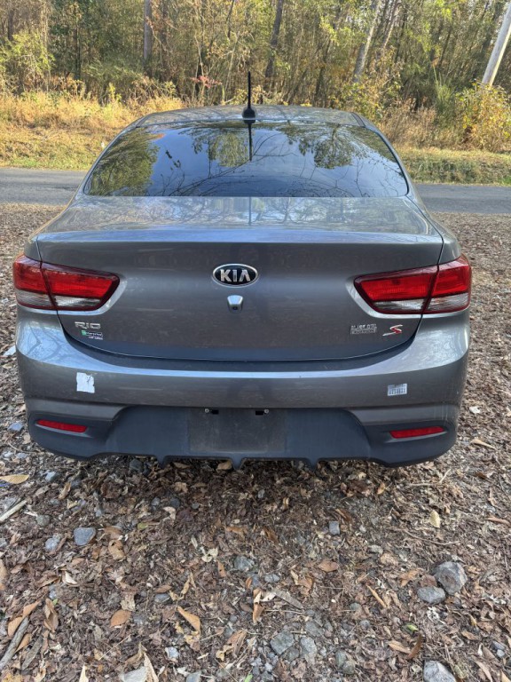 2019 Kia Rio Image 2