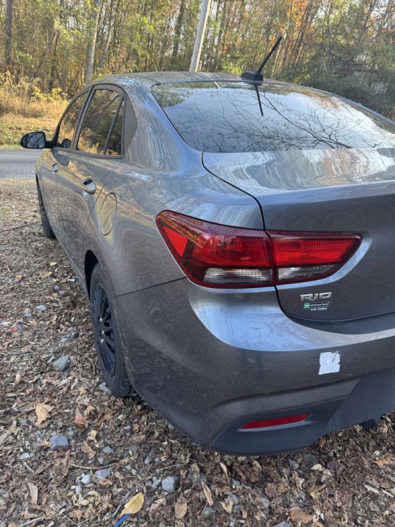 2019 Kia Rio Image 4