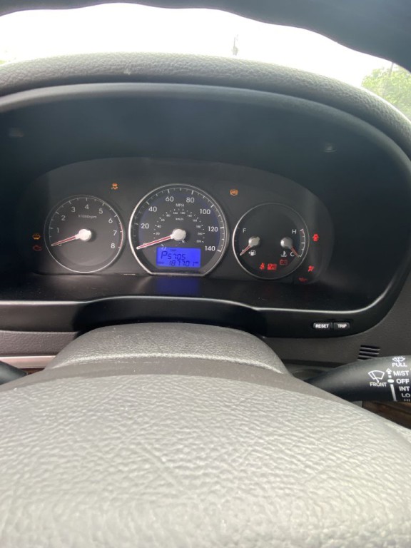 2011 Hyundai Santa Fe Image 11