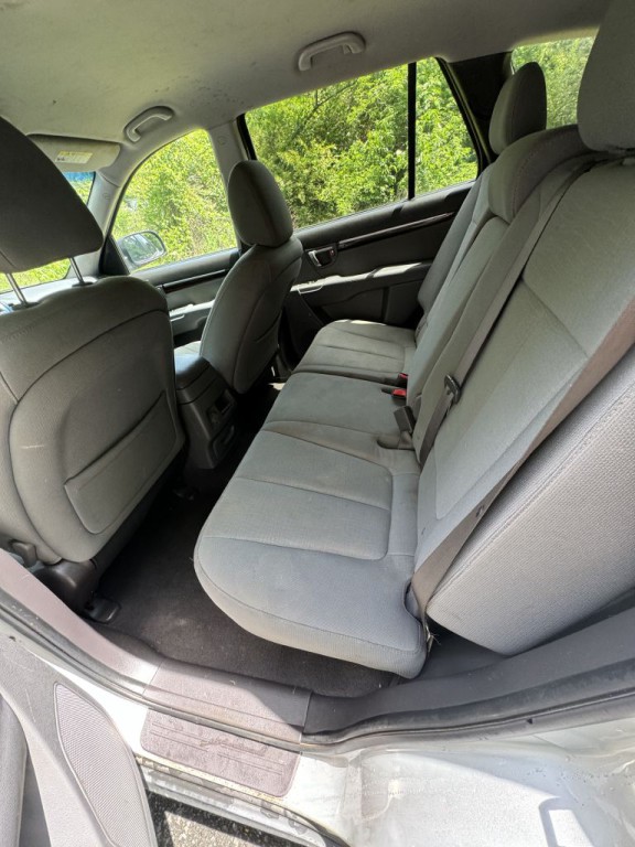 2011 Hyundai Santa Fe Image 18