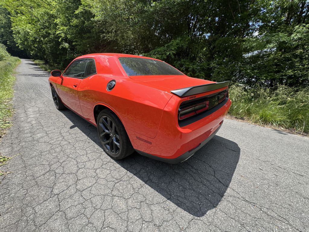2021 Dodge Challenger Image 4