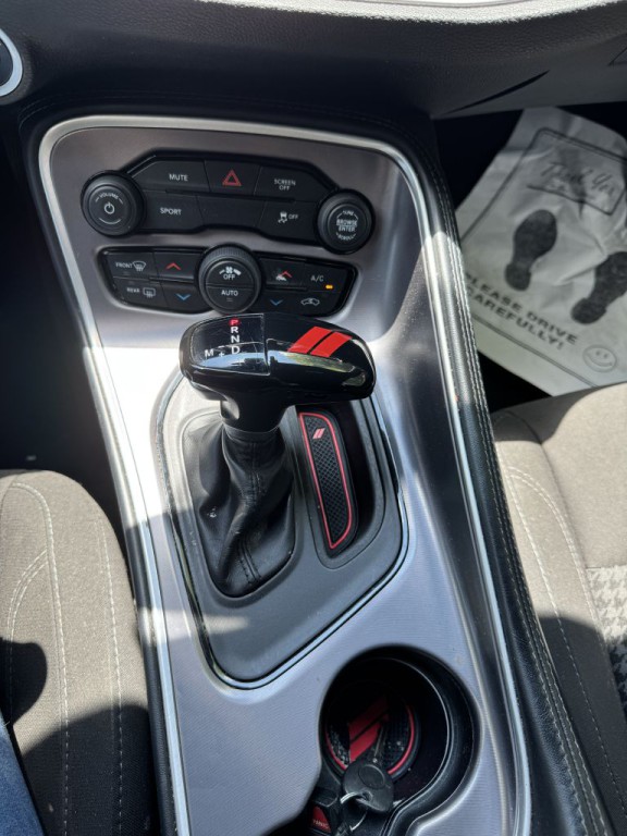 2021 Dodge Challenger Image 13