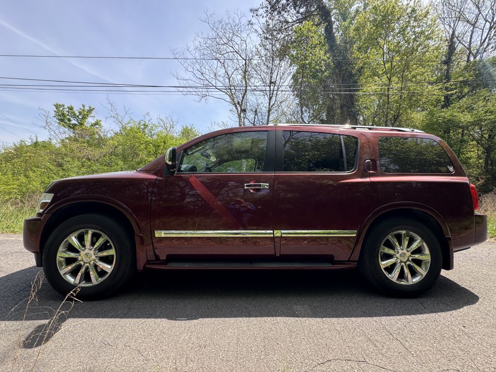2010 INFINITI QX56 Image 8