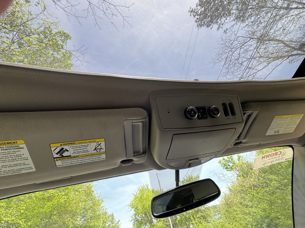 2010 INFINITI QX56 Image 10