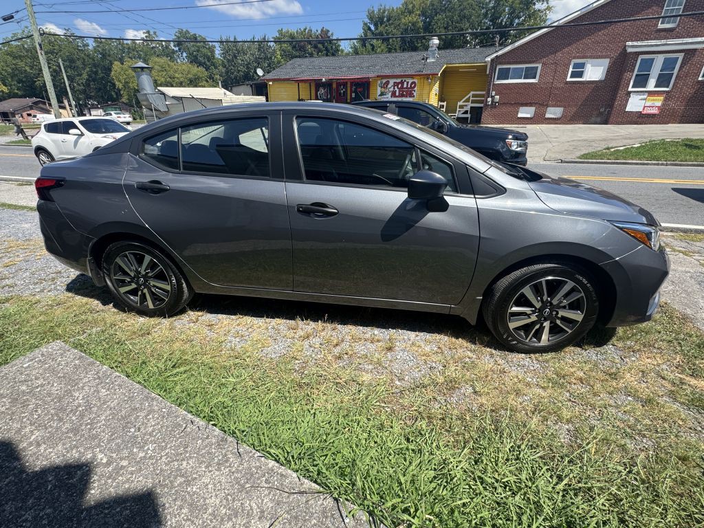 2025 Nissan Versa Image 2