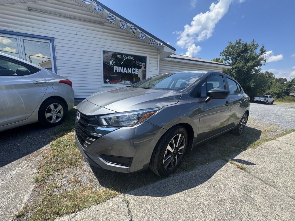 2025 Nissan Versa Image 5