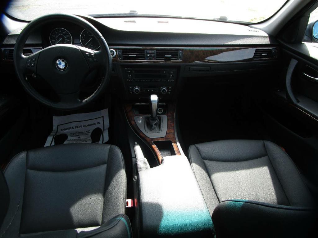 2008 BMW 3 Series Image 9